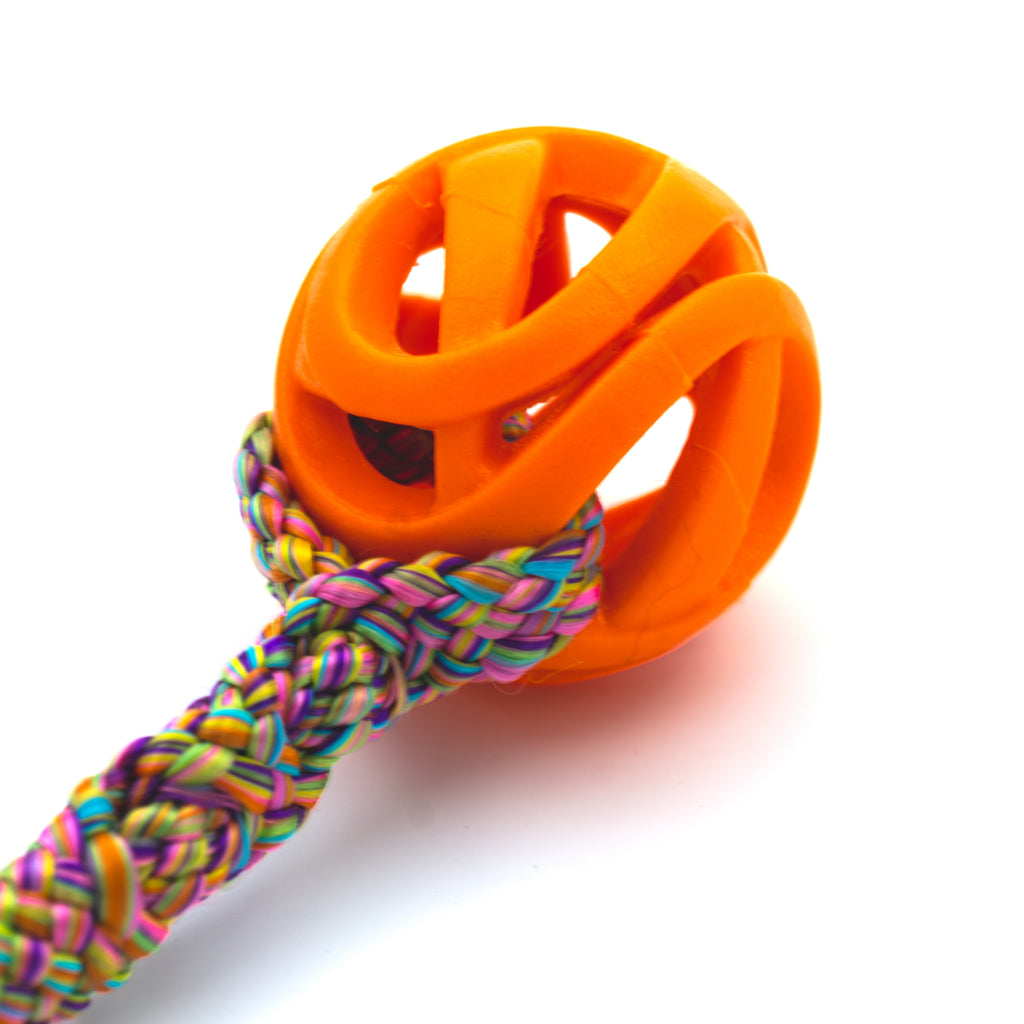 Chuckit! Air Fetch bal met Tugfun Touw - Apporteerbal voor honden