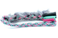 Trekspeelgoed voor grote of sterke honden met PPM in de uitvoering arizona green tea en fleece in de kleuren fuchsia, turquoise en antraciet met grijze schapenvacht